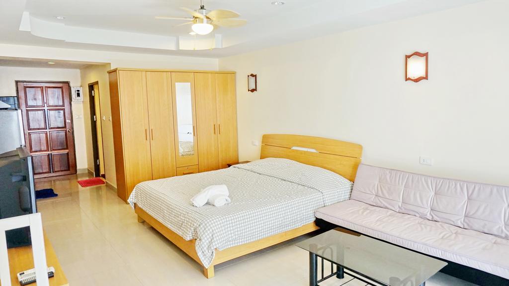 Yensabai Condotel Pattaya Εξωτερικό φωτογραφία